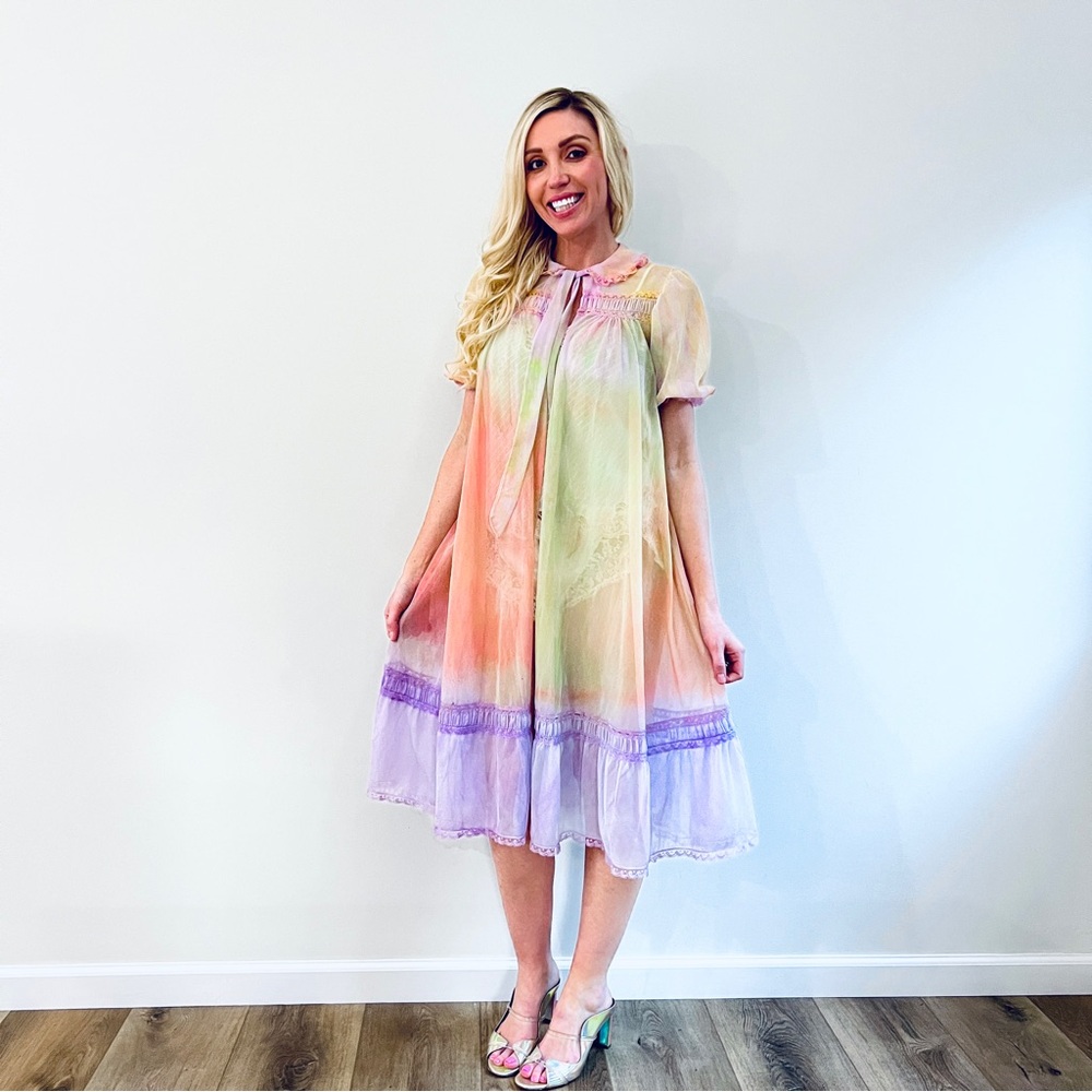 VTG Peignoir Tye-Dye Rainbow Duster Robe